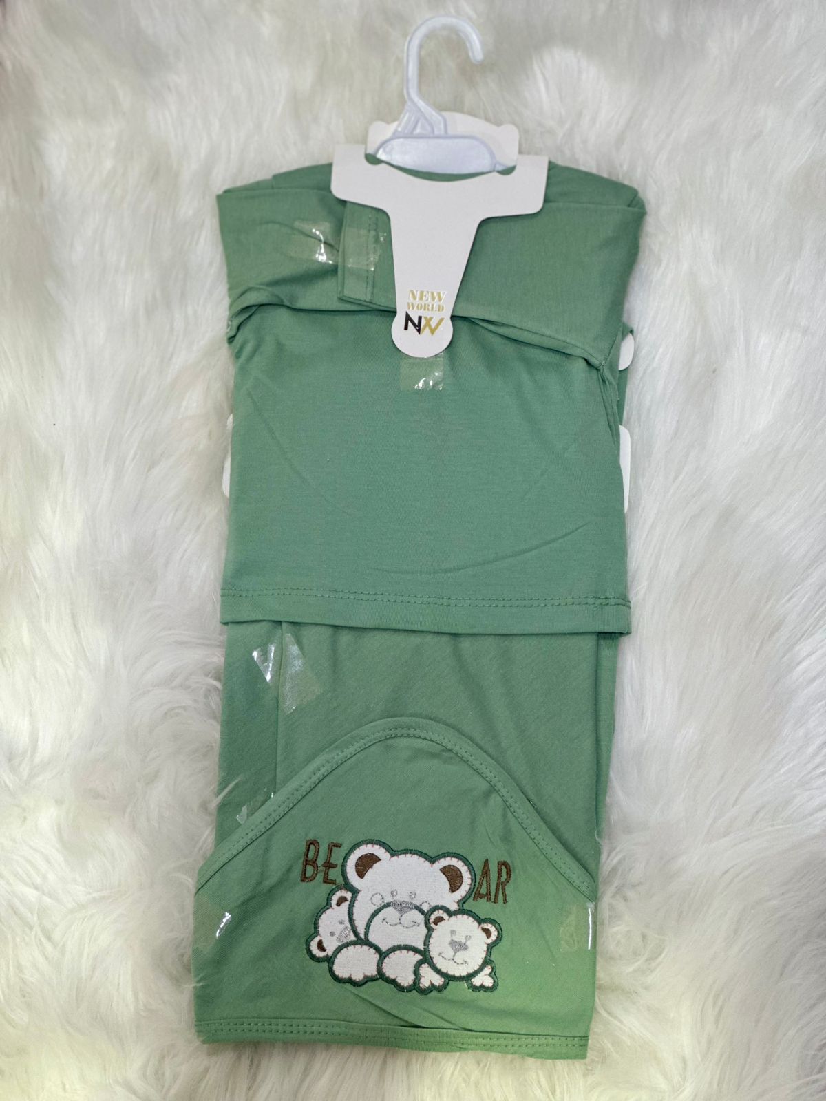 7 Pcs Newborn Baby Starter Set – Sage Green | Essential Newborn Gift Set