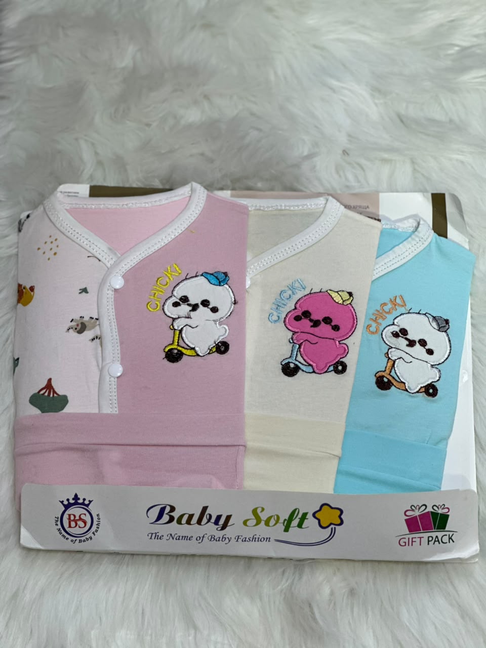 Premium Quality Pack of 3 Newborn Suit - 100% Soft Cotton Fabric - 0-3 Months - Unisex